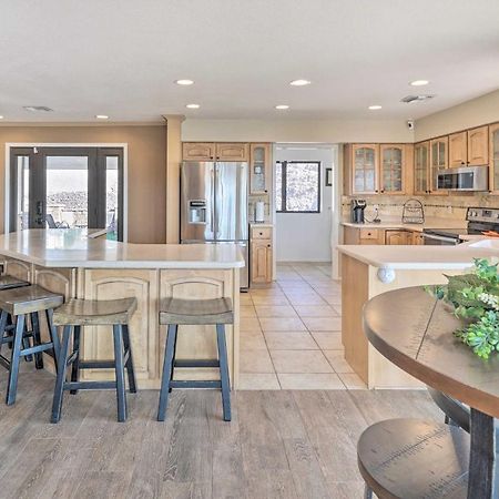 Stunning Lake Havasu City Getaway With Hot Tub! Εξωτερικό φωτογραφία
